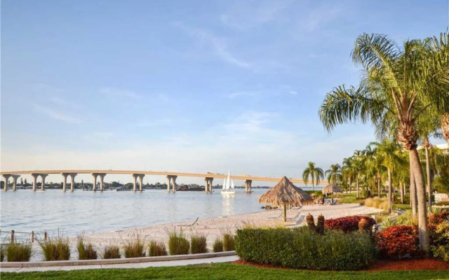 photo 5 of Isla Bahia Vista 10-430