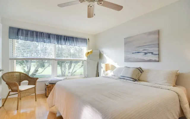 photo 2 of Isla Del Sol Condo ~ 2 Miles to St Pete Beach!