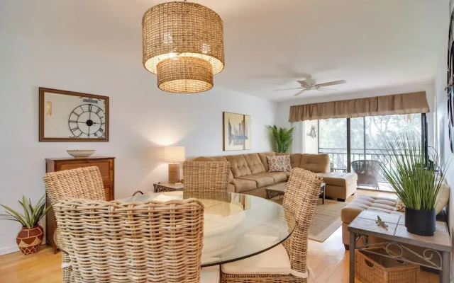 photo 5 of Isla Del Sol Condo ~ 2 Miles to St Pete Beach!