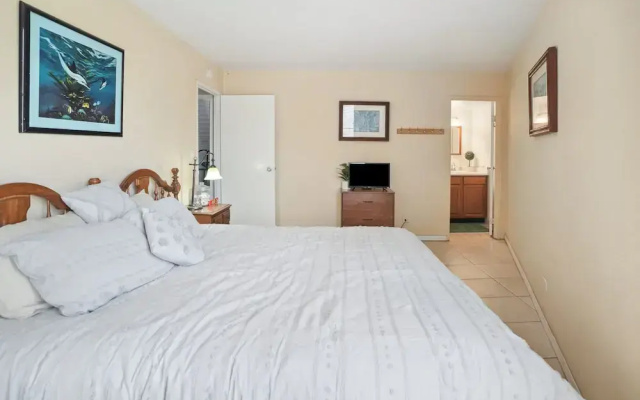 photo 3 of Island Breeze 2 Bedroom Condo by RedAwning