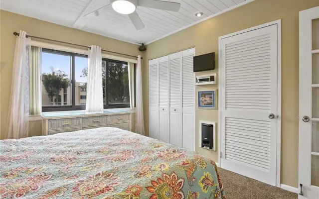 photo 5 of Island Club 151 - One Bedroom Condo