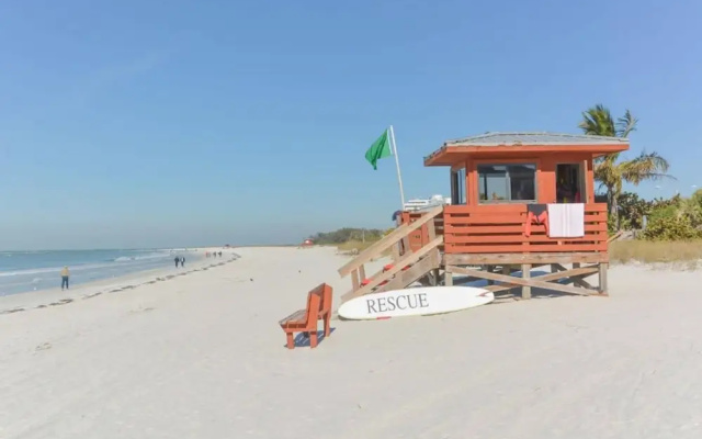 photo 5 of Island Dreams Sandy Toes #1