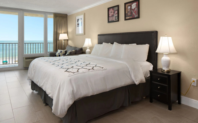 photo 4 of Island Inn Beach Resort