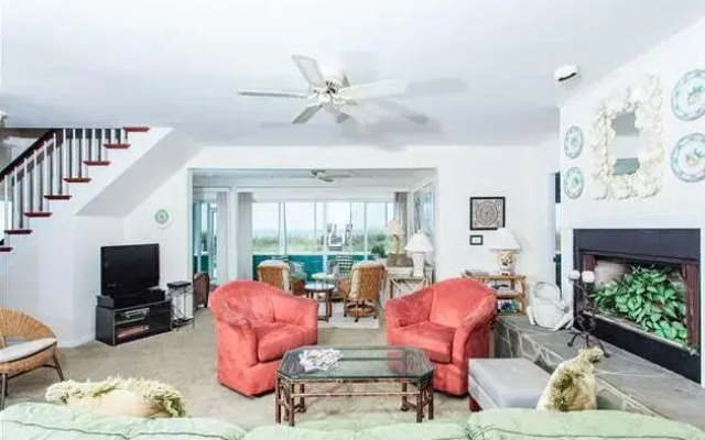 photo 2 of Island Life Beach House By Vacation Rental Pros