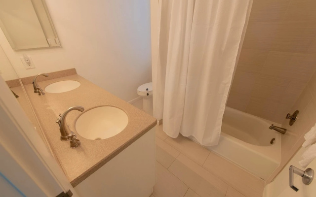 photo 5 of Island Paradise 3 Apartment 3
