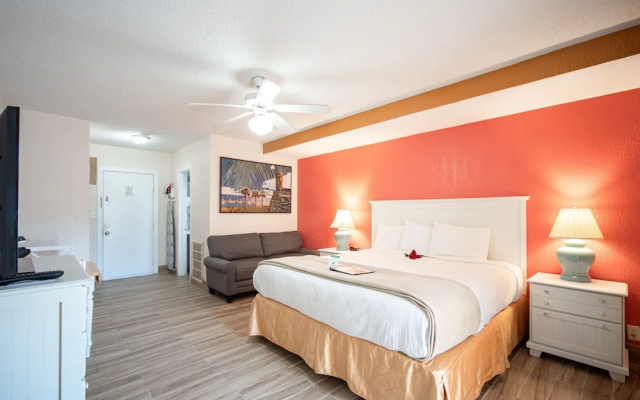 photo 3 of Island Sun Inn & Suites - Historic Venice & Beach Getaway