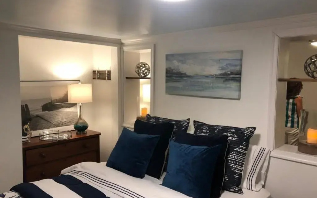 photo 5 of Island View Cottages
