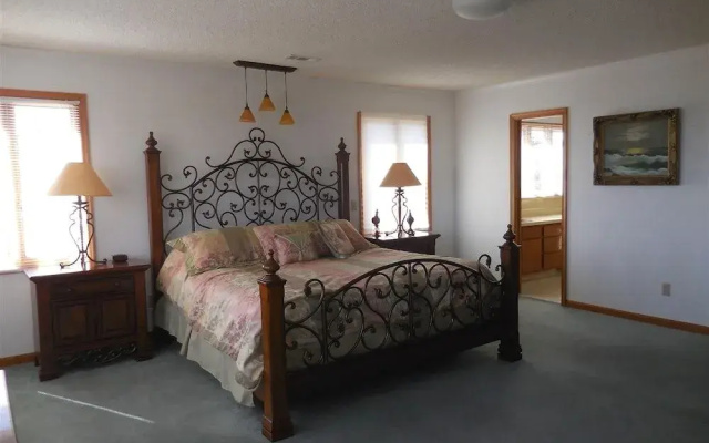 photo 4 of Isle of the Palms - 9 Br Home