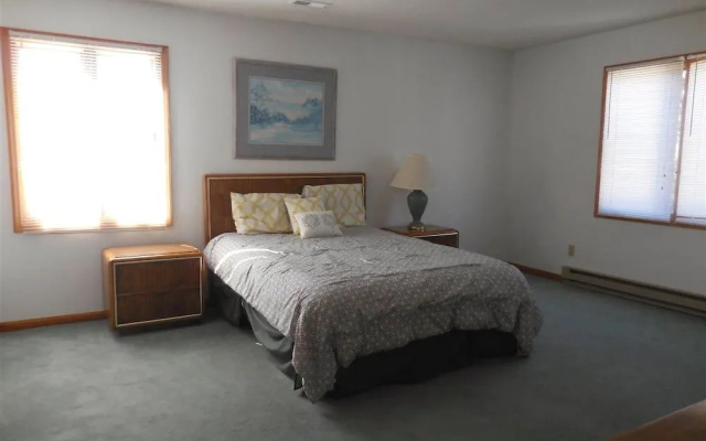 photo 5 of Isle of the Palms - 9 Br Home
