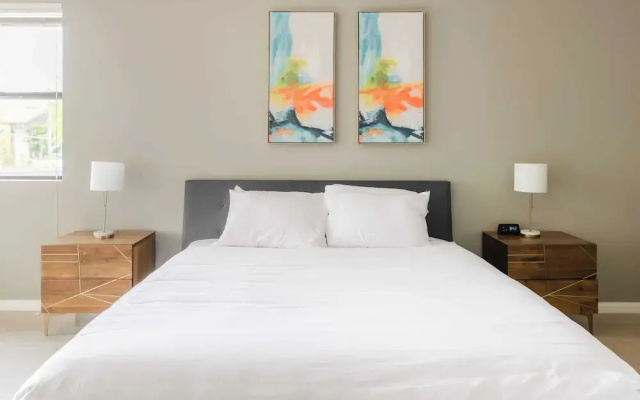 photo 5 of Ivory I By Avantstay Modern Home w/ Stunning Views Close To Old Town