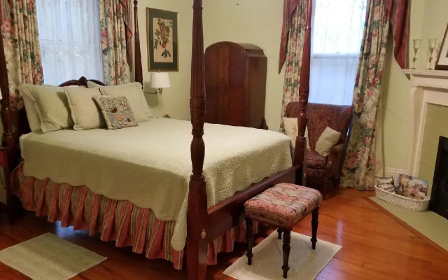photo 3 of Ivy Bed and Breakfast