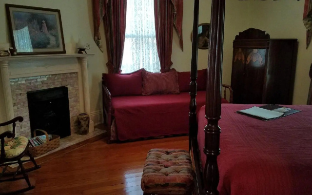 photo 4 of Ivy Bed and Breakfast