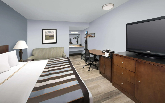 photo 4 of Ivy City Hotel