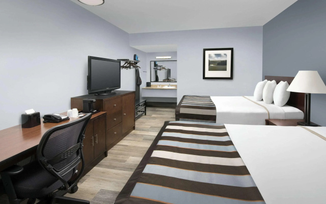 photo 5 of Ivy City Hotel