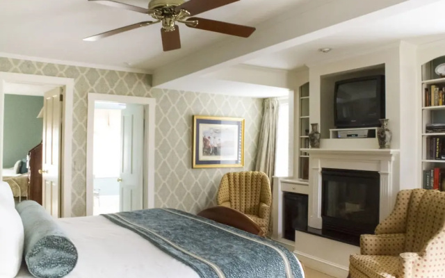 photo 4 of Ivy Lodge Bed & Breakfast