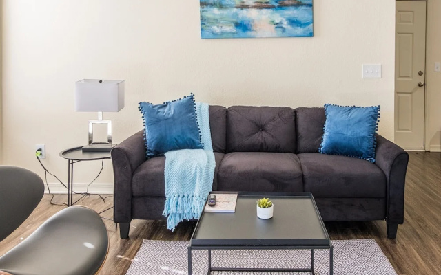 photo 5 of 1 BR and 2 BR Jacksonville Beach Apt with Parking by Frontdesk