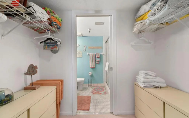 photo 5 of Jacksonville Beachdrifter 403, 2 Bedrooms, BeachFront, Pool, Sleeps 4