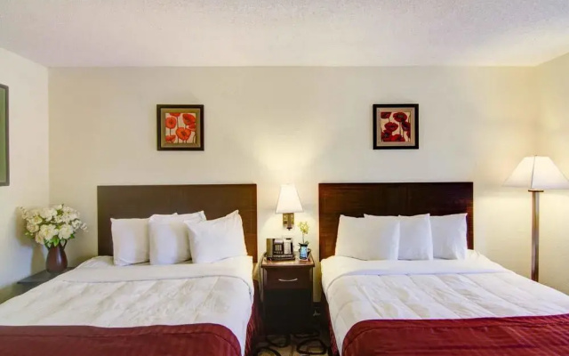 photo 3 of Jacksonville Plaza Hotel And Suites