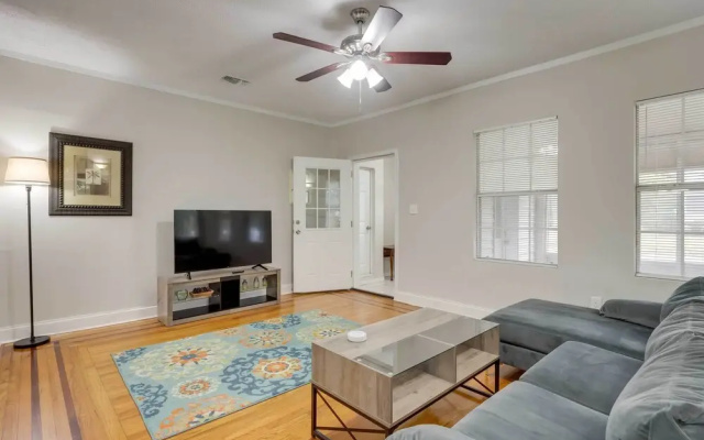 photo 2 of Jacksonville Vacation Rental ~ 7 Mi to Downtown!