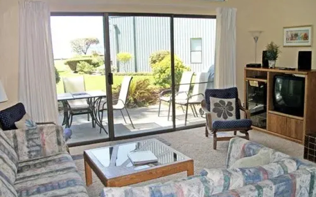photo 3 of Jacob's Landing Condominiums, Blaine, USA