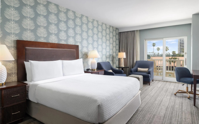 photo 4 of Jamaica Bay Inn Marina Del Rey,Tapestry Collection by Hilton