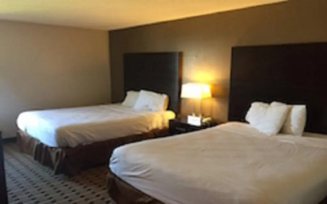 photo 2 of Haven Inn & Suites