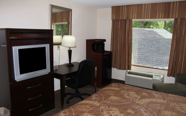 photo 3 of Jameson Inn and Suites Riverdale