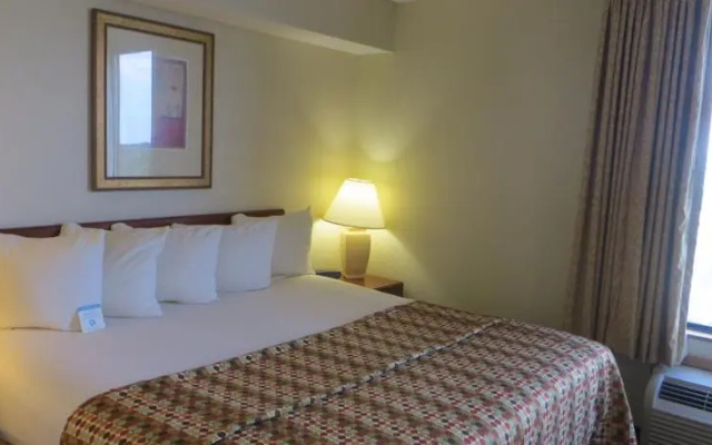 photo 3 of Holiday Inn Express Chicago Nw - Arlington Heights By Ihg