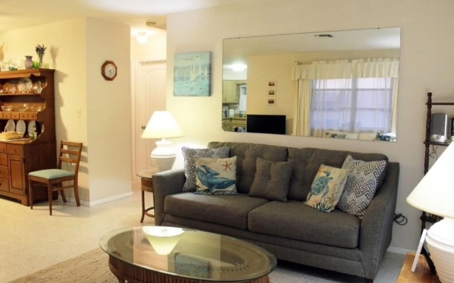 photo 4 of Jane's Cozy Cottage - Rental Ready