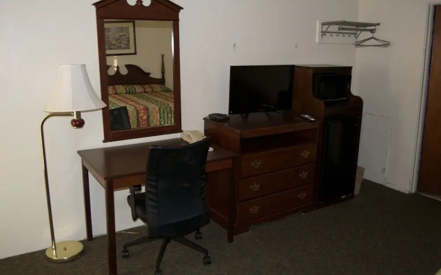 photo 4 of Janey Lynn Motel