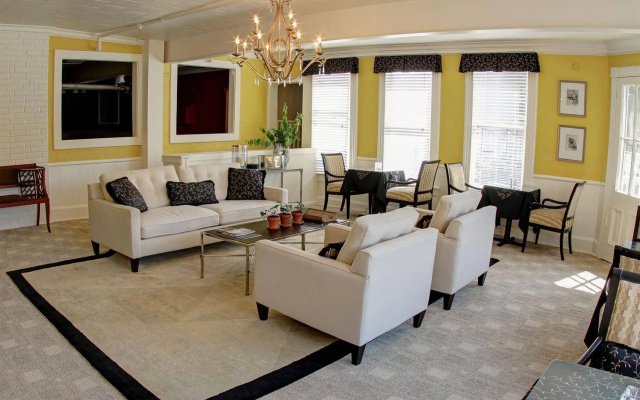 photo 4 of Jarrett House