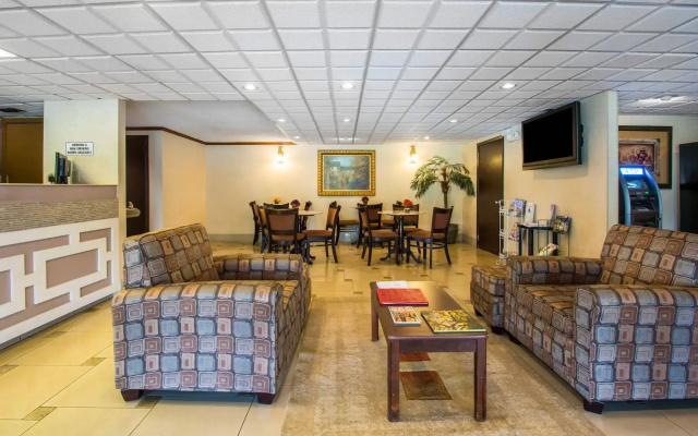 photo 2 of SureStay by Best Western Jacksonville Airport