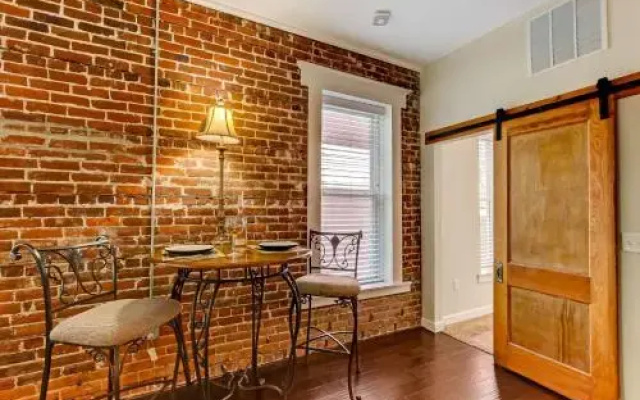 photo 5 of JBH 115 W 2nd Apt #1