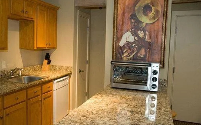 photo 2 of Jelly Roll Executive Suites