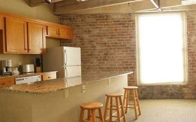 photo 5 of Jelly Roll Executive Suites