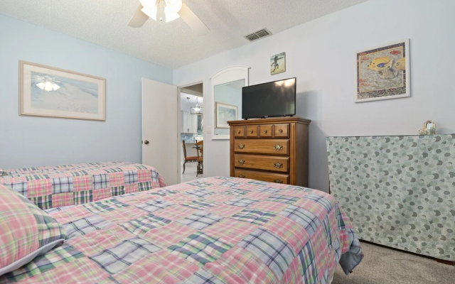 photo 2 of Jerry's Gem 3 Bedroom Home by Redawning