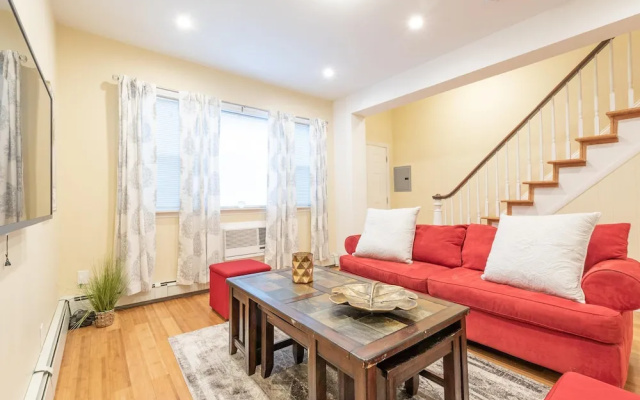 photo 5 of Jersey, Hoboken 37 Vroom Street 3 Bedroom Apts