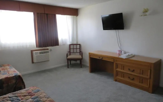 photo 3 of Jet Inn