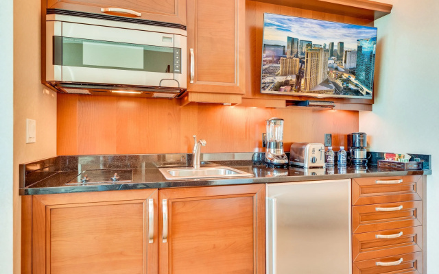 photo 5 of Jet Luxury Resorts @ The Signature Condo Hotel