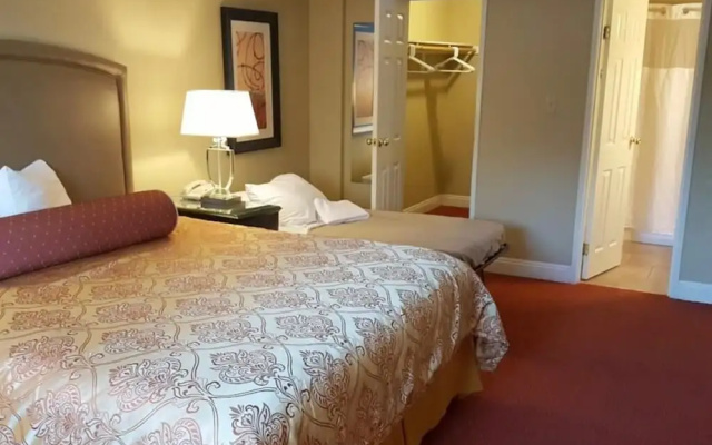 photo 2 of Jockey Club 2 bed 2 ba