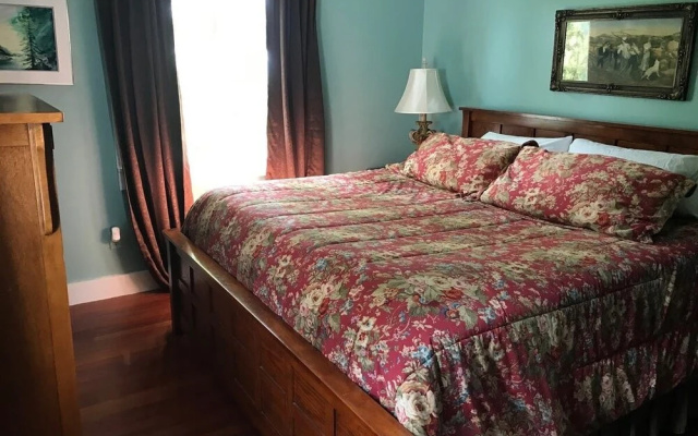 photo 3 of John Joseph Inn