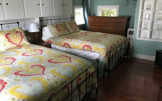 photo 4 of John Joseph Inn