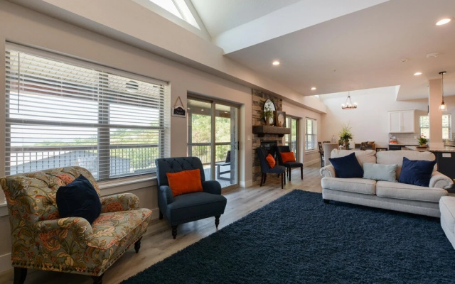 photo 4 of Journey's Remedy Lite - Lake View - Closest to Indoor Pool - Sleeps 22