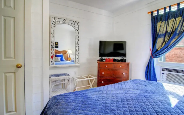 photo 3 of Joys Beach 1 Bedroom Cottage by RedAwning