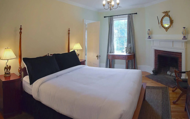 photo 4 of Windsor Mansion Inn