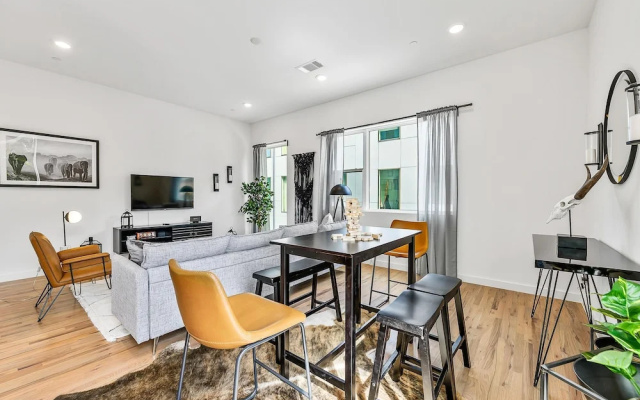 photo 5 of JURNY - Bishop Arts District - 2 Bedroom Apartments