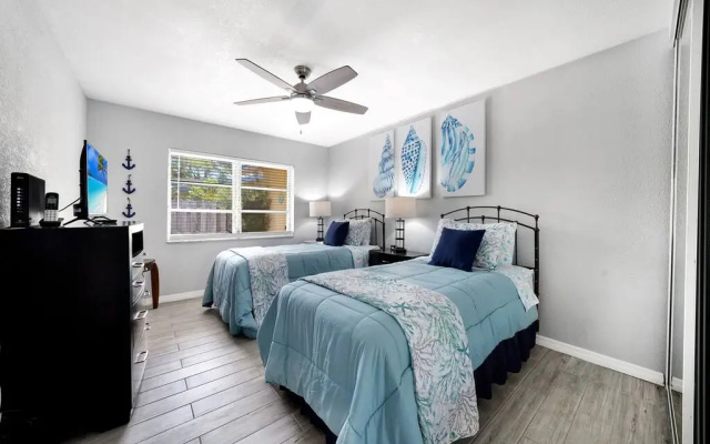 photo 3 of Just Beachy Apt 3 in Fort Lauderdale