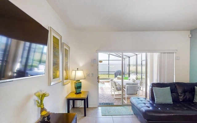 photo 5 of Just Reduced Beautiful 5 Bed Pool & Lots Of Space 5 Bedroom Home by Redawning