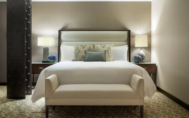 photo 2 of JW Marriott Houston Downtown