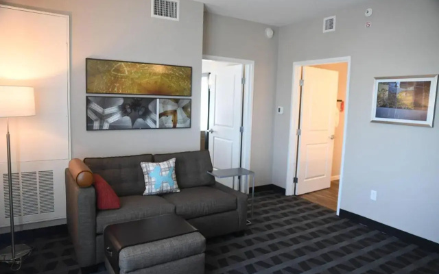 photo 4 of TownePlace Suites Kansas City At Briarcliff